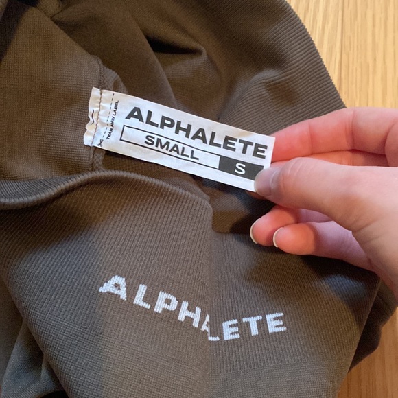 Alphalete Mocha Amplify Shorts - Picture 8 of 8